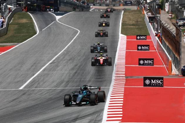 63 RUSSELL George (gbr), Mercedes AMG F1 Team W17, action during the Formula 1 Barcelona-Catalunya Grand Prix 2026, 7th round of the 2026 Formula One World Championship, WM, Weltmeisterschaft from June 12 to 14, 2026 on the Circuit de Barcelona-Catalunya, in Montmelo, Spain - Photo: Hoch Zwei Montmelo Spain