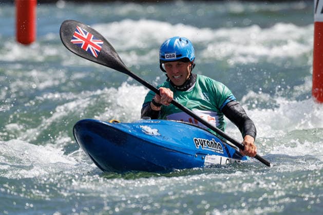 Joseph Clarke (GBR) bei ICF CANOE SLALOM WORLD CUP, Kanusport, Männer, Kayak Cross, 2026, am 14.06.2026 in Augsburg, Eiskanal. Bayern Deutschland
