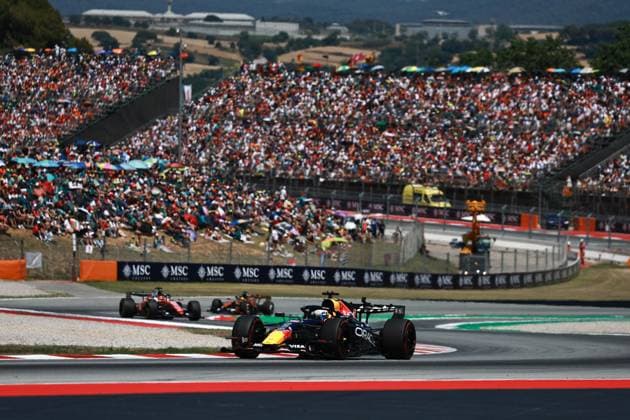 03 VERSTAPPEN Max (nld), Red Bull Racing Ford RB22, action during the Formula 1 Barcelona-Catalunya Grand Prix 2026, 7th round of the 2026 Formula One World Championship, WM, Weltmeisterschaft from June 12 to 14, 2026 on the Circuit de Barcelona-Catalunya, in Montmelo, Spain - Photo: Hoch Zwei Montmelo Spain