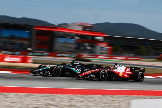 63 RUSSELL George (gbr), Mercedes AMG F1 Team W17, action 16 LECLERC Charles (mco), Scuderia Ferrari SF-26, action during the Formula 1 Barcelona-Catalunya Grand Prix 2026, 7th round of the 2026 Formula One World Championship, WM, Weltmeisterschaft from June 12 to 14, 2026 on the Circuit de Barcelona-Catalunya, in Montmelo, Spain - Photo: Hoch Zwei Montmelo Spain