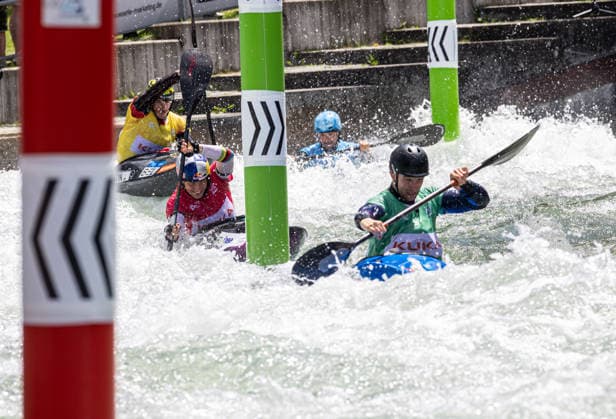Kajak Cross, Symbolbild; ICF Kanu Slalom Weltcup 2026 Eiskanal Augsburg
