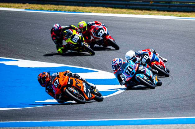 June 14, 2026, Cascais, Lisbon, Portugal: Riders in action during the FIM Moto3 Junior World Championship, WM, Weltmeisterschaft Race at Circuito Estoril on june 14, 2026 in Estoril,Cascais Portugal. Cascais Portugal - ZUMAr200 20260614_zsp_r200_066 Copyright: xNunoxReisinhox
