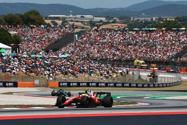 44 HAMILTON Lewis (gbr), Scuderia Ferrari SF-26, action during the Formula 1 Barcelona-Catalunya Grand Prix 2026, 7th round of the 2026 Formula One World Championship, WM, Weltmeisterschaft from June 12 to 14, 2026 on the Circuit de Barcelona-Catalunya, in Montmelo, Spain - Photo: Hoch Zwei Montmelo Spain