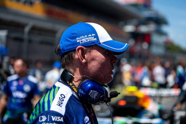 Alan Permane (Visa Cash App Racing Bulls, Teamchef) in der Startaufstellung, ESP, Formel 1 Weltmeisterschaft, Barcelona-Catalunya Grand Prix, Circuit Barcelona Catalunya, Rennen, Saison 2026, 14.06.2026 ESP, Formel 1 Weltmeisterschaft, Barcelona-Catalunya Grand Prix, Circuit Barcelona Catalunya, Rennen, Saison 2026, 14.06.2026 Barcelona