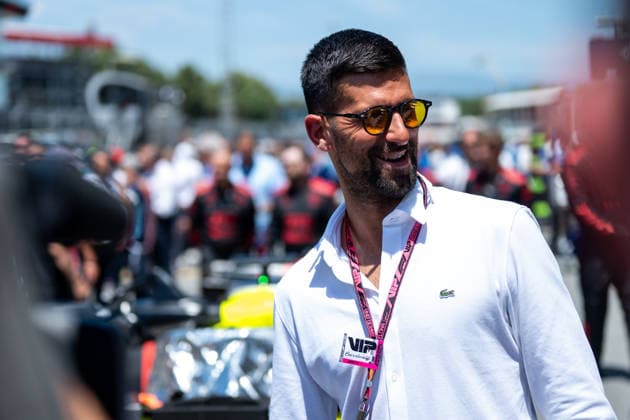 Novak Djokovic (Tennis Spieler, Serbien) in der Startaufstellung, ESP, Formel 1 Weltmeisterschaft, Barcelona-Catalunya Grand Prix, Circuit Barcelona Catalunya, Rennen, Saison 2026, 14.06.2026 ESP, Formel 1 Weltmeisterschaft, Barcelona-Catalunya Grand Prix, Circuit Barcelona Catalunya, Rennen, Saison 2026, 14.06.2026 Barcelona
