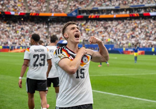 Fußball, Herren, FIFA World Cup, WM, Weltmeisterschaft, Fussball 2026 in Mexiko, Kanada und USA, Spiel in Houston (Gruppe E, 1. Spieltag), Deutschland - Curacao, Nico Schlotterbeck (Deutschland), Jubel nach Tor zum 2:1, 14.06. 2026,