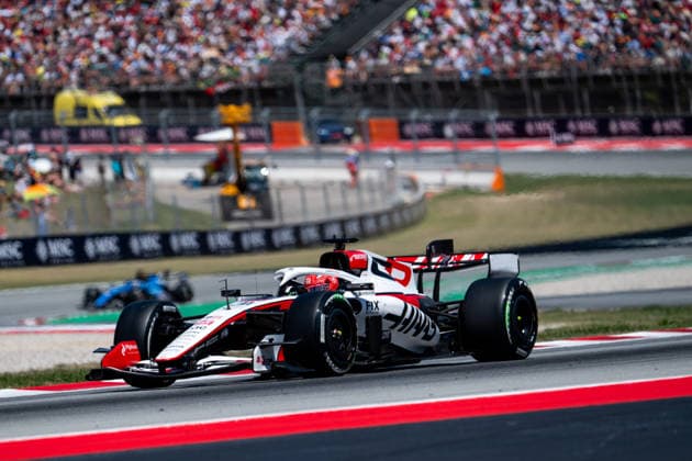 Esteban Ocon (Toyota Gazoo Racing Haas F1 Team, Frankreich, 31) im VF-26, ESP, Formel 1 Weltmeisterschaft, Barcelona-Catalunya Grand Prix, Circuit Barcelona Catalunya, Rennen, Saison 2026, 14.06.2026 ESP, Formel 1 Weltmeisterschaft, Barcelona-Catalunya Grand Prix, Circuit Barcelona Catalunya, Rennen, Saison 2026, 14.06.2026 Barcelona