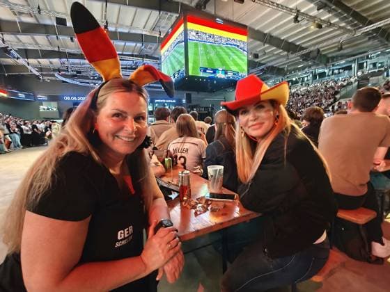 14.06.2026 xkhx Kassel Probonio-Arena Public Viewing zur Weltmeisterschaft 2026 - Deutschland gegen Curacao Jubel über das 2:0 durch Nico Schlotterbeck (GER)