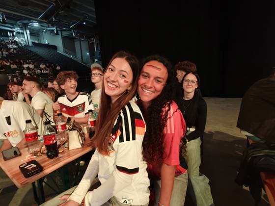 14.06.2026 xkhx Kassel Probonio-Arena Public Viewing zur Weltmeisterschaft 2026 - Deutschland gegen Curacao Jubel über das 2:0 durch Nico Schlotterbeck (GER)