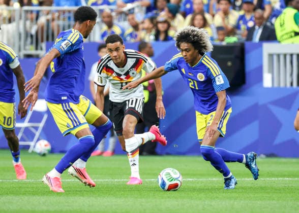 HOUSTON, TX - JUNE 14: Tahith Chong 21 of Curacao in action fn the first half during the FIFA World Cup, WM, Weltmeisterschaft, Fussball 2026 Group E match between Germany and Curacao on June 14, 2026 at Houston Stadium in Houston, Texas. (Photo by Leslie Plaza Johnson Icon Sportswire) SOCCER: JUN 14 FIFA World Cup 26 Group E - Germany vs Curacao EDITORIAL USE ONLY Icon260614006