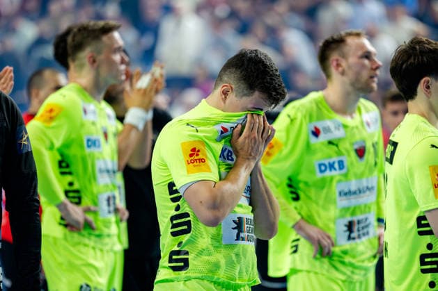 Köln, 12.05.2026, Handball, Herren, EHF Champions League Men 2025 26, Finale, FC Barcelona, Barca - Füchse Berlin Ein enttäuschter Tim Freihöfer (Füchse Berlin, 20)