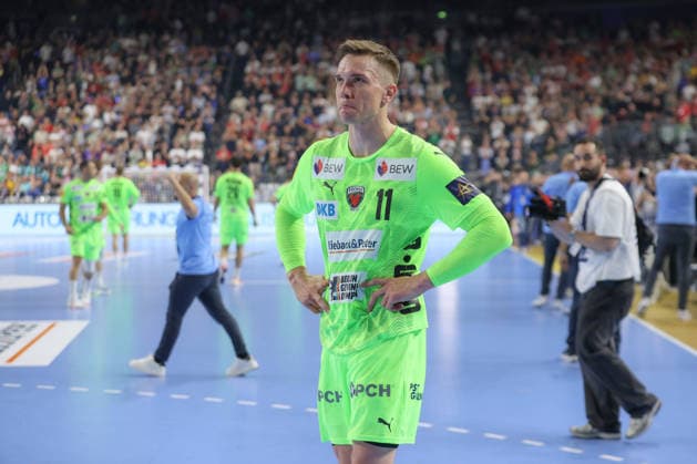 14.06.2026, xtgx, Handball, EHF Champions League Finale, FC Barcelona, Barca - Füchse Berlin v.l. Lasse Andersson (Berlin, 11) enttaeuscht, schaut enttaeuscht, niedergeschlagen, disappointed Koeln