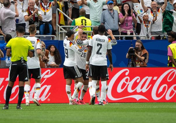 Fußball, Herren, FIFA World Cup, WM, Weltmeisterschaft, Fussball 2026 in Mexiko, Kanada und USA, Spiel in Houston (Gruppe E, 1. Spieltag), Deutschland - Curacao, v. l. Nico Schlotterbeck (Deutschland), Leroy Sane (Deutschland), Deniz Undav (Deutschland), Antonio Rüdiger (Deutschland), Jubel nach Tor zum 6:1, 14.06. 2026,