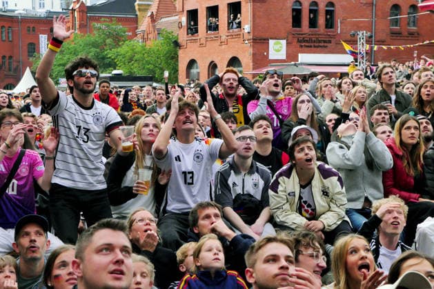 14.06.2026, Berlin - Deutschland. Public Viewing Fußball-WM der Männer in der Kulturbrauerei im Prenzlauer Berg.