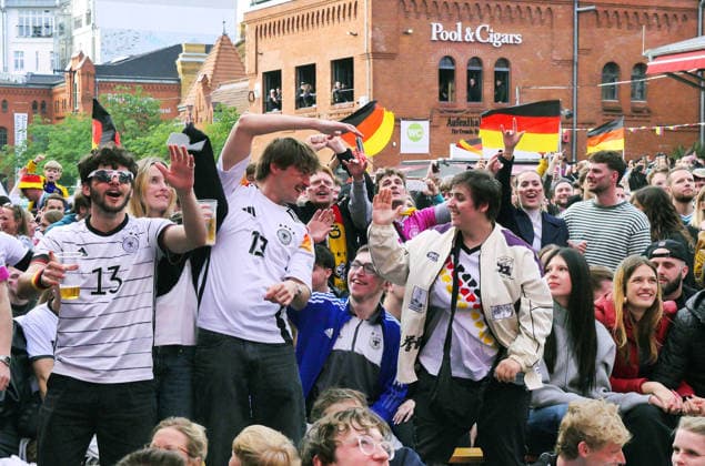 14.06.2026, Berlin - Deutschland. Public Viewing Fußball-WM der Männer in der Kulturbrauerei im Prenzlauer Berg.
