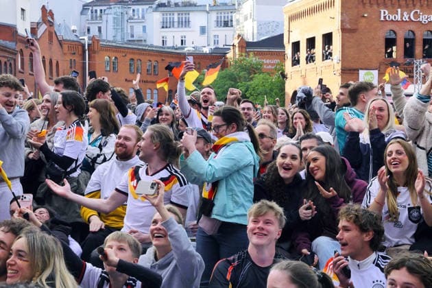 14.06.2026, Berlin - Deutschland. Public Viewing Fußball-WM der Männer in der Kulturbrauerei im Prenzlauer Berg.