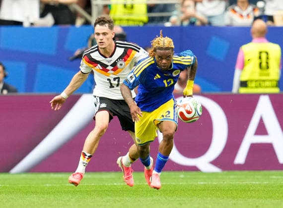Florian Wirtz (Deutschland, 17) gegen Sontje Hansen (Curacao, 12) USA, FIFA Weltmeisterschaft, Deutschland vs Curacao, Houston, 14.06.2026 USA, FIFA Weltmeisterschaft, Deutschland vs Curacao, Houston, 14.06.2026 Houston