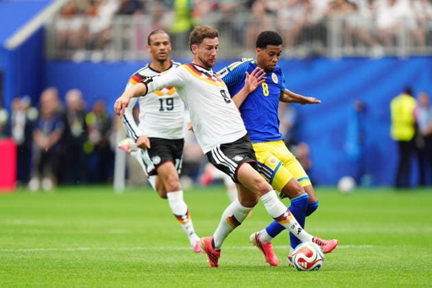 Germany v Curacao - FIFA World Cup, WM, Weltmeisterschaft, Fussball 2026 - Group E HOUSTON, UNITED STATES - JUNE 14: Leon Goretzka of Germany in action against Livano Comenencia of Curacao during the 2026 FIFA World Cup First Stage Group E match between Germany and Curacao at NRG Stadium (Houston Stadium) in Houston, Texas, United States on June 14, 2026. Hakan Akgun Anadolu Texas United States. Editorial use only. Please get in touch for any other usage.  Copyright: x2026xAnadoluxHakanxAkgunx