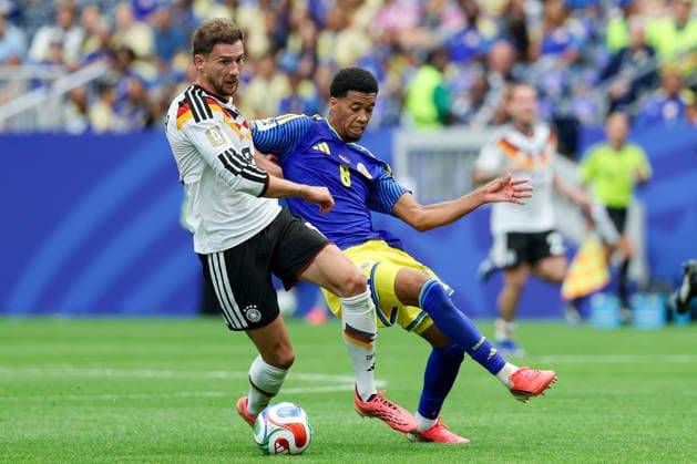 Leon Goretzka (Germany) und Livano Comenecia (Curacao) battle for the ball during the FIFA World Cup, WM, Weltmeisterschaft, Fussball 2026 Group E match between Germany and Curacao at Houston Stadium on June 14, 2026 in Houston, United States. (Photo by Torbjorn Tande DeFodi Images) -