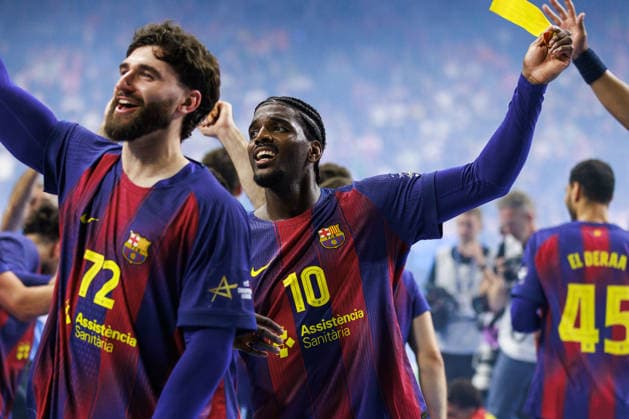 Dika MEM FC Barcelona, Barca Barca, 10) Barca Spieler feiern den Champions League Sieg, Jubel, Freude, Leidenschaft, Erfolg, Emotion, Begeisterung, positive Emotionen GER, FC Barcelona Barca vs. Fuechse Berlin, Handball, TruckScout24 EHF FINAL4 2026, Finale, Spielzeit 2025 2026, 14.06.2026, GER, FC Barcelona Barca vs. Fuechse Berlin, Handball, TruckScout24 EHF FINAL4 2026, Finale, Spielzeit 2025 2026, 14.06.2026, Koeln