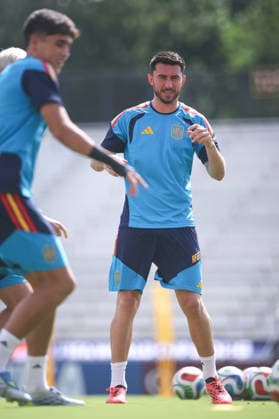 Spain Training And press conference, PK, Pressekonferenz - FIFA World Cup, WM, Weltmeisterschaft, Fussball 2026 Aymeric Laporte participates in Spain s open training session ahead of their first game of the 2026 World Cup against Cape Verde at Kennesaw State University in Atlanta, Georgia, on June 14, 2026. United States  Copyright: xMIxNewsx originalFilename:fletcher-spainope260614_npC1y.jpg