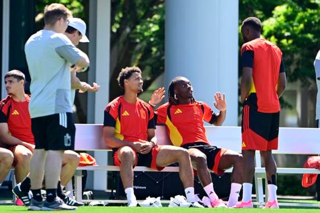 Belgian national football team - FIFA World Cup, WM, Weltmeisterschaft, Fussball 2026 - media activities 14 06 2026 RENTON, UNITED STATES OF AMERICA - JUNE 14 : Doku Jeremy forward of Belgium with Lukebakio Dodi forward of Belgium and De Winter Koni defender of Belgium pictured during a training session of the Belgian national football team during the FIFA World Cup 2026 on June 14, 2026 in Renton, United States of America, 14 06 2026 Renton United States of America  Copyright: xJanxDexMeuleneirx