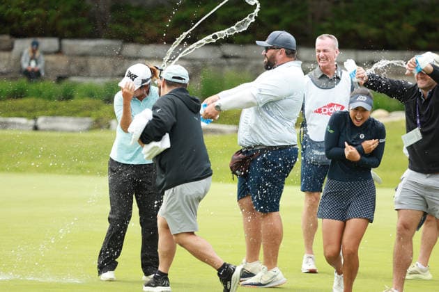 Dow Championship MIDLAND, MICHIGAN - JUNE 14: Yana Wilson (R) and Gina Kim (L) of the United States are showered with water after winning the Dow Championship at Midland Country Club in Midland, Michigan, USA on Sunday, June 14, 2026. Midland Michigan United States  Copyright: xJorgexLemusx originalFilename:lemus-dowchamp260614_np7ax.jpg