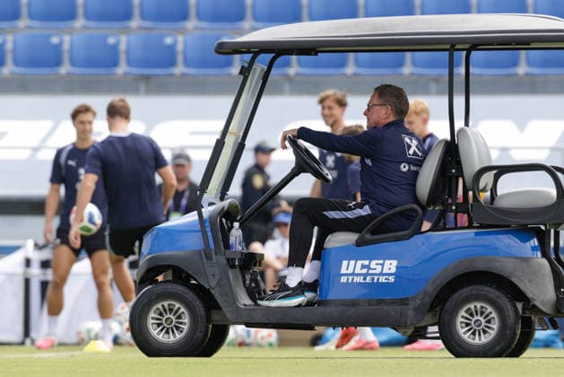 SOCCER - FIFA World Cup, WM, Weltmeisterschaft, Fussball 2026, preview SANTA BARBARA,CALIFORNIA,USA,14.JUN.26 - SOCCER - FIFA World Cup 2026, USA, Mexico, Canada, preview, OEFB, Oesterreichischer Fussball-Bund, training team AUT. Image shows head coach Ralf Rangnick (AUT) and the team of AUT.  GEPAxpictures xArminxRauthner
