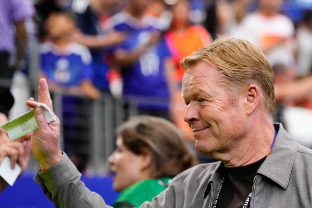 June 14, 2026, Dallas, Texas, United States: Ronald Koeman, head coach of Netherlands, gestures during the FIFA World Cup, WM, Weltmeisterschaft, Fussball 2026 Group F match between Netherlands and Japan at Dallas Stadium on June 14, 2026 in Dallas, Texas. Dallas United States - ZUMAa181 20260614_zaa_a181_146 Copyright: xJosexBretonx