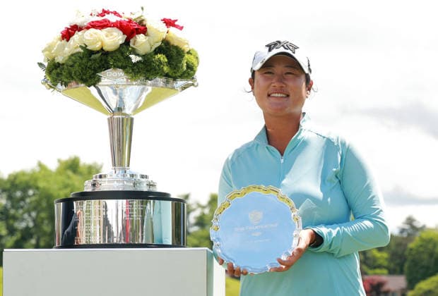 Dow Championship Midland, MI - JUNE 14: Winner Gina Kim of the United States poses with the trophy during the award ceremony at the conclusion of the final round of the Dow Championship at Midland Country Club on June 14, 2026 in Midland, Michigan. Midland Michigan United States  Copyright: xAmyxLemusx originalFilename:lemus-dowchamp260614_nphlv.jpg