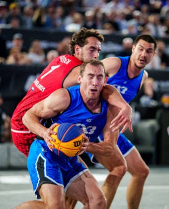 BASKETBALL - FIBA 3x3 World Tour VIENNA,AUSTRIA,14.JUN.26 - BASKETBALL - FIBA 3x3 World Tour. Image shows Stefan Milivojevic (SRB), Jan Driessen (NED) ans Mihailo Vasic (SRB).  GEPAxpictures xEdgarxEisner