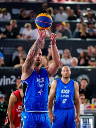 BASKETBALL - FIBA 3x3 World Tour VIENNA,AUSTRIA,14.JUN.26 - BASKETBALL - FIBA 3x3 World Tour. Image shows Dorde Simeunovic and Nemanja Zigon (SRB).  GEPAxpictures xEdgarxEisner