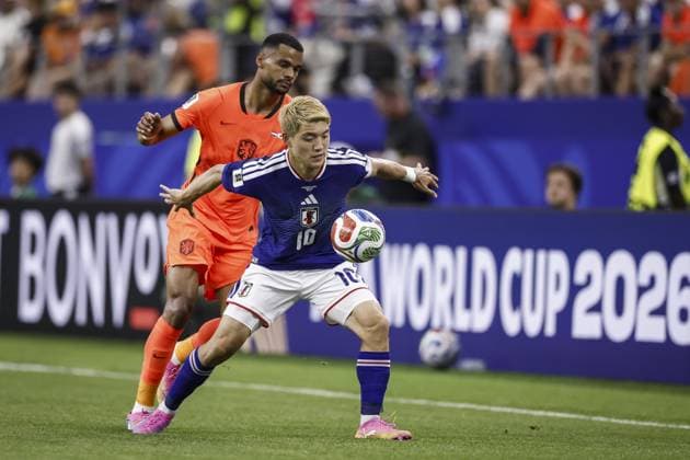 ARLINGTON - (lr) Cody Gakpo of the Netherlands and Ritsu Doan of Japan during the FIFA 2026 World Cup Group F match between the Netherlands and Japan at Dallas Stadium on June 14, 2026, in Arlington, United States. ROBIN VAN LONKHUIJSEN ANP FIFA World Cup, WM, Weltmeisterschaft, Fussball 2026 2026 xVIxANPxSportx xxANPxIVx 561022795 originalFilename: 561022795.jpg