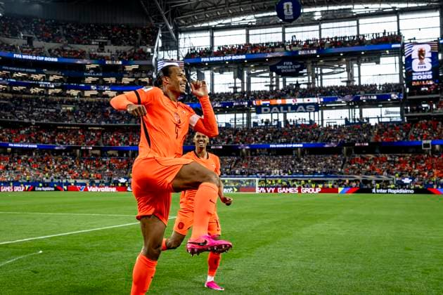 DALLAS - Virgil van Dijk of the Netherlands celebrates his 1-0 goal during the Netherlands vs. Japan match at the 2026 World Cup in AT&T Stadium on June 14, 2026, in Dallas, United States. (Photo by Stefan Koops EYE4IMAGES DeFodi Images) -