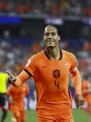 ARLINGTON - (lr) Virgil van Dijk of the Netherlands celebrates the 1-0 during the FIFA 2026 World Cup Group F match between the Netherlands and Japan at Dallas Stadium on June 14, 2026, in Arlington, United States. KOEN VAN WEEL ANP FIFA World Cup, WM, Weltmeisterschaft, Fussball 2026 2026 xVIxANPxSportx xxANPxIVx 561023860 originalFilename: 561023860.jpg