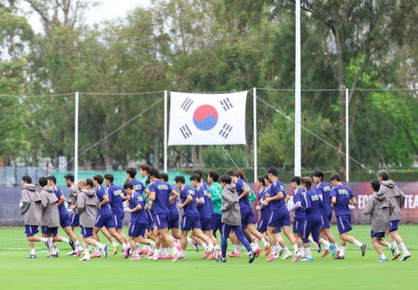 FIFA World Cup, WM, Weltmeisterschaft, Fussball 2026 - South Korea training session Members of the South Korean men s national football team train at their camp in Zapopan, near Guadalajara, Mexico, 14 June 2026. The team prepares for its second Group A match against Mexico at the FIFA 2026 World Cup, which takes place in four days. Zapopan Mexico  Copyright: xYONHAPx