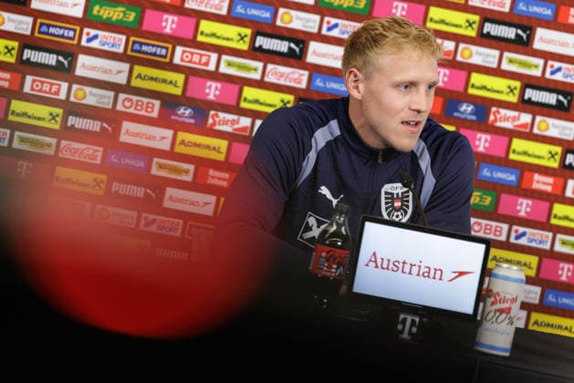 SOCCER - FIFA World Cup, WM, Weltmeisterschaft, Fussball 2026, preview SANTA BARBARA,CALIFORNIA,USA,14.JUN.26 - SOCCER - FIFA World Cup 2026, USA, Mexico, Canada, preview, OEFB, Oesterreichischer Fussball-Bund, press conference, PK, Pressekonferenz team AUT. Image shows Xaver Schlager (AUT).  GEPAxpictures xArminxRauthner