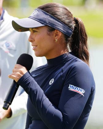 MIDLAND, MI - JUNE 14: LPGA, Golf Damen golfer Yana Wilson speaks during the trophy ceremony on June 14, 2026, after winning the LPGA Dow Championship at Midland Country Club in Midland, Michigan. (Photo by Brian Spurlock Icon Sportswire) GOLF: JUN 14 LPGA Dow Championship EDITORIAL USE ONLY Icon26061493