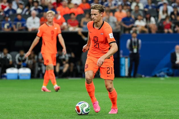 Frenkie de Jong of Netherlands runs with the ball during a FIFA Men’s World Cup 2026 Group Stage football match between Netherlands and Japan at Dallas Stadium, in Arlington on June 14th 2026 (Photo by Leo Barrilari SPP)  Copyright: xLeoxBarrilari SPPx Sportspressphoto_SPR166591