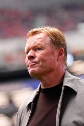 June 14, 2026, Dallas, Texas, United States: Ronald Koeman, head coach of Netherlands, looks on during the FIFA World Cup, WM, Weltmeisterschaft, Fussball 2026 Group F match between Netherlands and Japan at Dallas Stadium on June 14, 2026 in Dallas, Texas. Dallas United States - ZUMAa181 20260614_zaa_a181_192 Copyright: xJosexBretonx