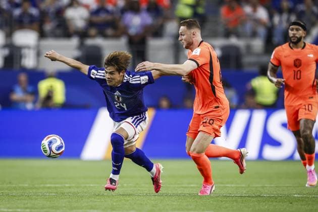 ARLINGTON - (lr) Kaishu Sano of Japan and Teun Koopmeiners of the Netherlands during the FIFA 2026 World Cup Group F match between the Netherlands and Japan at Dallas Stadium on June 14, 2026, in Arlington, United States. ROBIN VAN LONKHUIJSEN ANP FIFA World Cup, WM, Weltmeisterschaft, Fussball 2026 2026 xVIxANPxSportx xxANPxIVx 561028061 originalFilename: 561028061.jpg