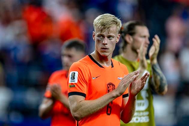 DALLAS - Jan Paul van Hecke or the Netherlands during the Netherlands vs. Japan at the 2026 World Cup at AT&T Stadium on June 14, 2026, in Dallas, United States. (Photo by Stefan Koops EYE4IMAGES DeFodi Images) -