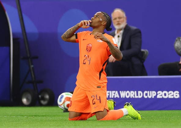 Crysencio Summerville of the Netherlands celebrates after scoring a goal against Japan in the second half of their FIFA World Cup, WM, Weltmeisterschaft, Fussball match at AT&T Stadium in Arlington, Texas, on Sunday, June 14, 2026.  ARL20260614927 CHRISTIANxBRUNSKILL