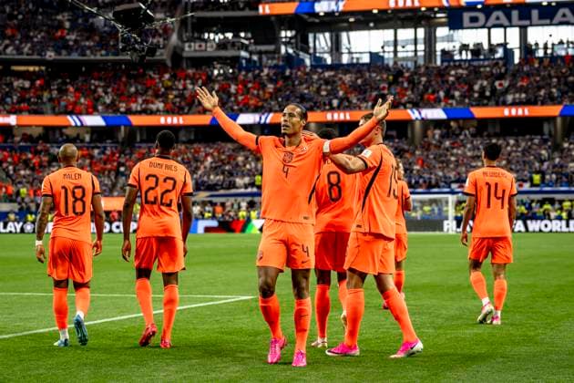 DALLAS - Virgil van Dijk of the Netherlands celebrates the 1-0 goal during the Netherlands vs. Japan match at the 2026 World Cup in AT&T Stadium on June 14, 2026, in Dallas, United States. (Photo by Stefan Koops EYE4IMAGES DeFodi Images) -