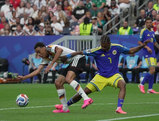 14.06.2026, Houston Stadium, Houston, USA, WM FIFA 2026, Vorrunde, Deutschland vs Curacao, im Bild Jamal Musiala (Deutschland), Juninho Bacuna (Curacao) (Photo by Hasan Bratic DeFodi Images) -