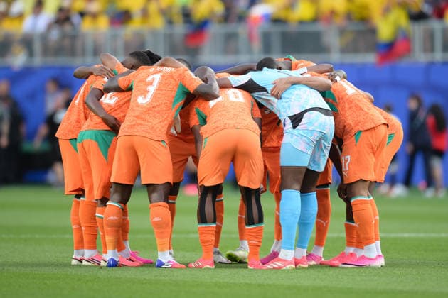 Fußball, WM 2026, 20260614, Elfenbeinküste - Ecuador. Im Bild Elfenbeinküste schwört sich ein. Philadelphia Philadelphia Stadium Pennsylvania Vereinigte Staaten von Amerika