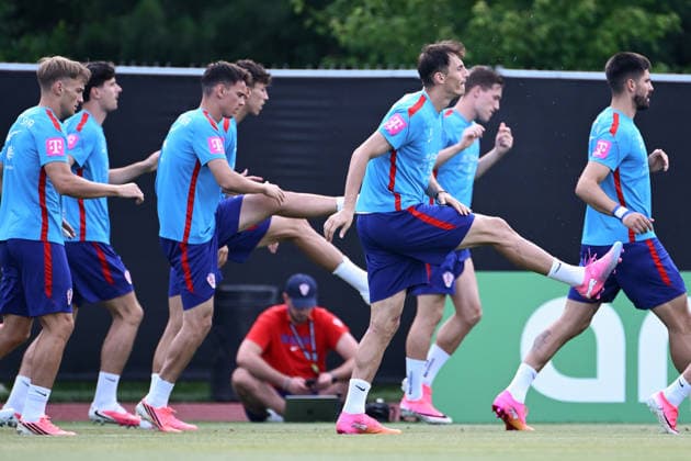 Alexandria, USA, 140626. Croatian players during the training session of the Croatian football national team, Nationalteam in the base camp at Episcopal Highschool during the FIFA World Cup, WM, Weltmeisterschaft, Fussball Photo: Boris Kovacev CROPIX Copyright: xxBorisxKovacevx xCROPIXx croatia_training12-140626