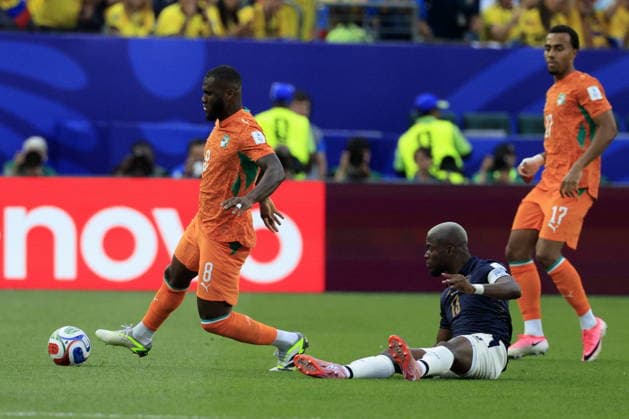 FIFA World Cup, WM, Weltmeisterschaft, Fussball 2026 - Group E - Ivory Coast vs Ecuador Franck Kessie of Ivory Coast (L) in action against Enner Valencia of Ecuador (R) during the FIFA World Cup 2026 group stage match Ivory Coast against Ecuador, in Philadelphia, Pennsylvania, USA, 14 June 2026. PHILADELPHIA United States  Copyright: xSHAWNxTHEWx
