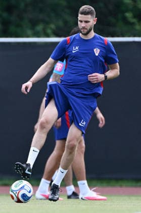 Alexandria, USA, 140626. Croatian player Martin Erlic during the training session of the Croatian football national team, Nationalteam in the base camp at Episcopal Highschool during the FIFA World Cup, WM, Weltmeisterschaft, Fussball Photo: Boris Kovacev CROPIX Copyright: xxBorisxKovacevx xCROPIXx croatia_training04-140626