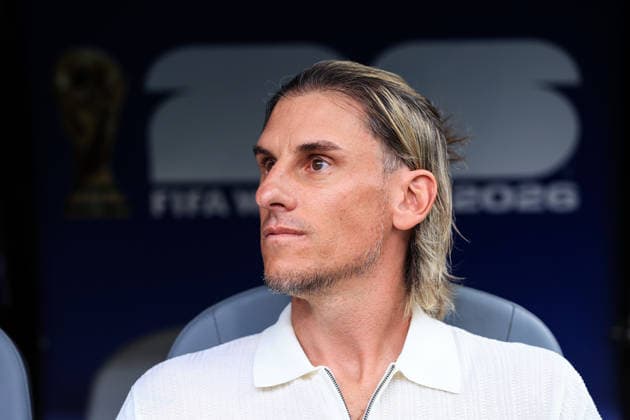 Football - FIFA World Cup, WM, Weltmeisterschaft, Fussball - Group E - Ivory Coast v Ecuador 14th June 2026 - FIFA World Cup - Group E - Ivory Coast v Ecuador - Ecuador coach Sebastian Beccacece - Photo: Simon Stacpoole Offside. Philadelphia USA